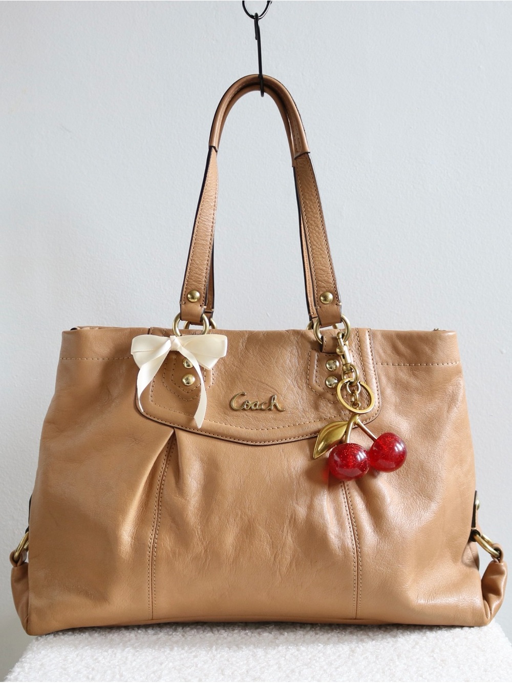 Vintage Coach Ashley Carryall Leather Satchel Tan Brass Hardware